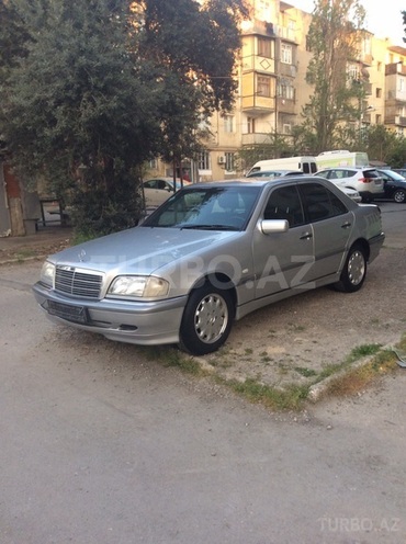 Mercedes C 200 1999, 173,000 km - 2.0 l - Bakı