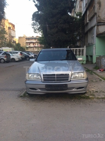 Mercedes C 200 1999, 173,000 km - 2.0 l - Bakı