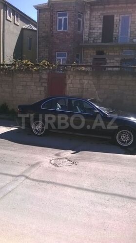 BMW 528 1998, 150,000 km - 2.8 l - Bakı
