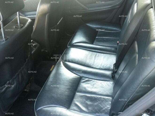 Mercedes E 260 2000, 235,000 km - 2.6 l - Bakı