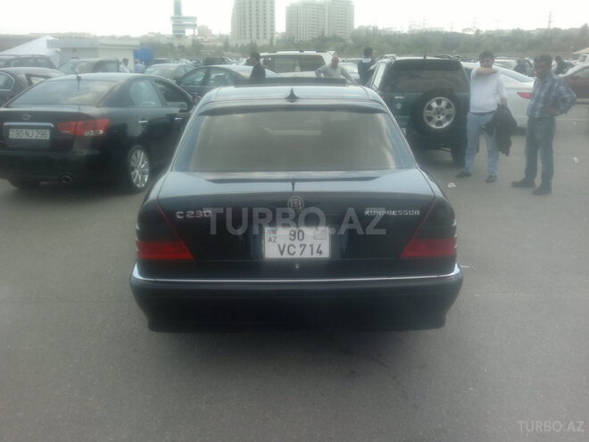 Mercedes C 230 1998, 180,000 km - 2.3 l - Bakı