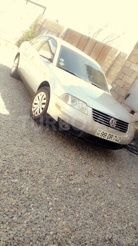 Volkswagen Passat 2001, 180,000 km - 1.8 l - Bakı