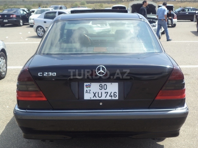 Mercedes C 230 1997, 190,000 km - 2.3 l - Bakı