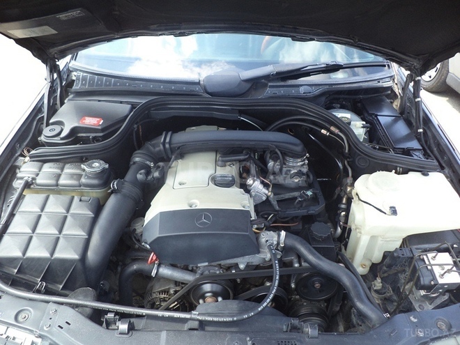 Mercedes C 230 1997, 190,000 km - 2.3 l - Bakı