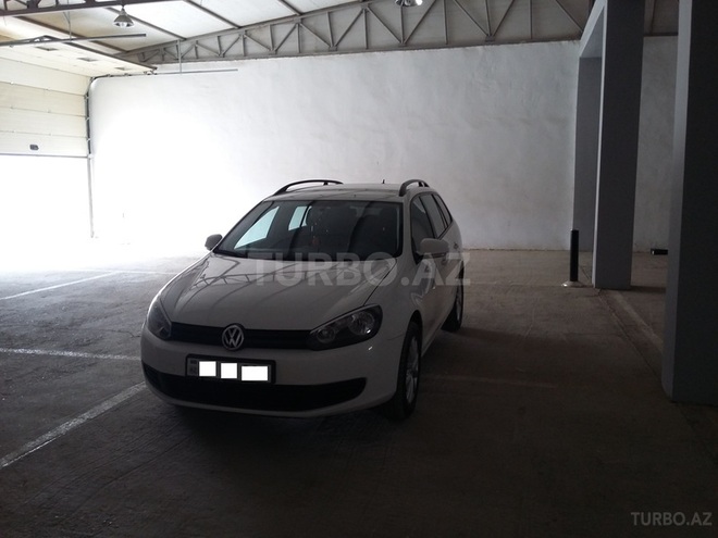 Volkswagen Golf 2010, 68,000 km - 1.6 l - Bakı
