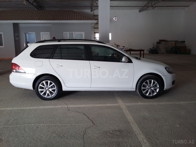 Volkswagen Golf 2010, 68,000 km - 1.6 l - Bakı