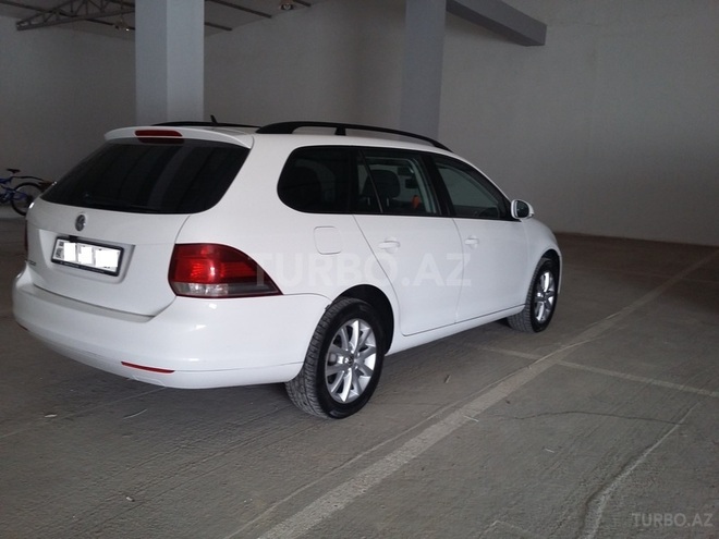 Volkswagen Golf 2010, 68,000 km - 1.6 l - Bakı