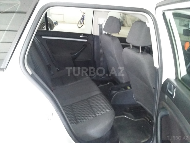 Volkswagen Golf 2010, 68,000 km - 1.6 l - Bakı