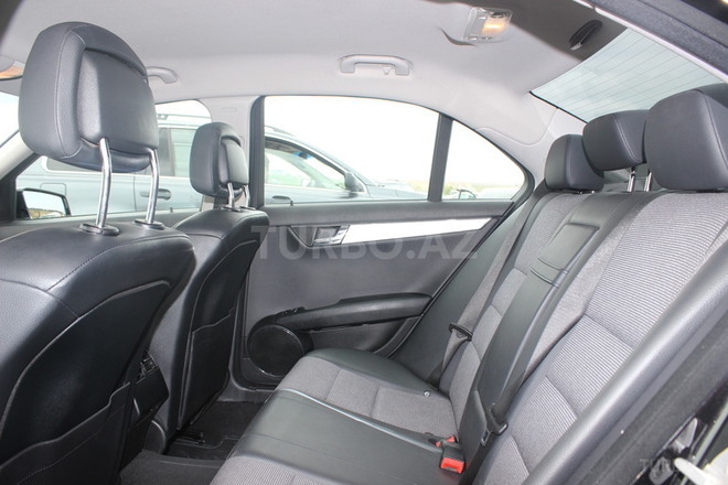 Mercedes C 180 2010, 124,000 km - 1.8 l - Bakı