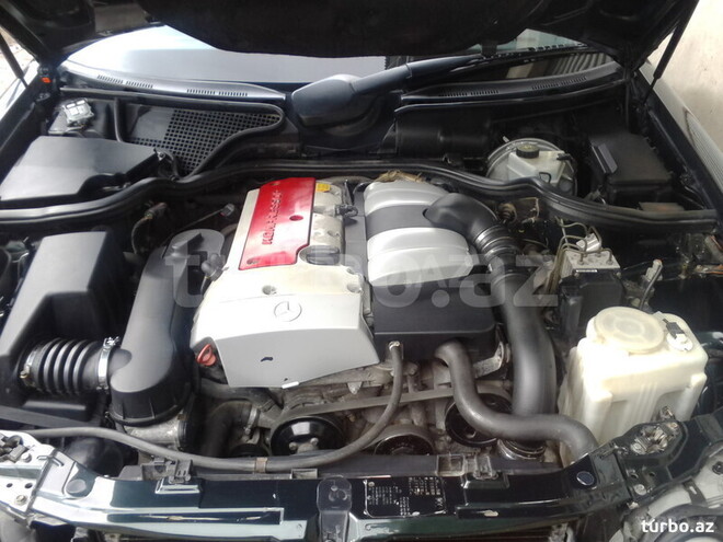 Mercedes E 200 2000, 209,300 km - 2.0 l - Bakı