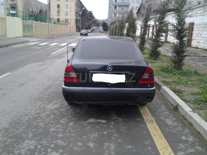 Mercedes C 180 1994, 210,000 km - 1.8 l - Bakı