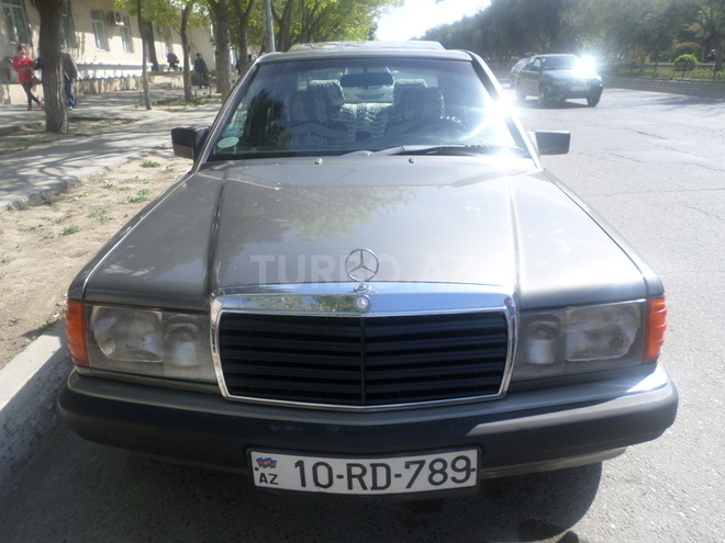 Mercedes 190 1990, 230,000 km - 2.0 l - Bakı