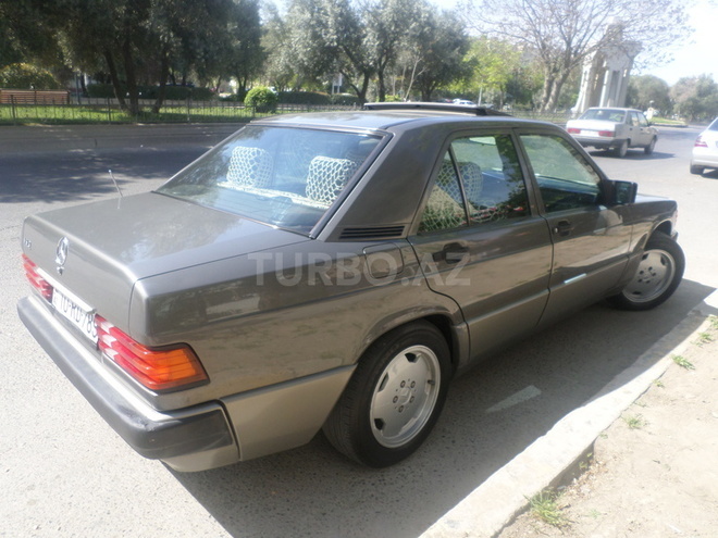 Mercedes 190 1990, 230,000 km - 2.0 l - Bakı
