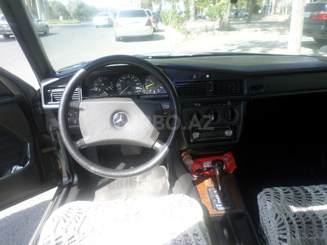 Mercedes 190 1990, 230,000 km - 2.0 l - Bakı