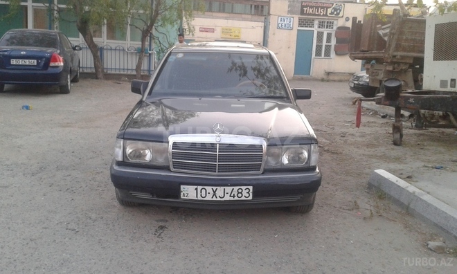 Mercedes 190 1990, 120,000 km - 2.0 l - Bakı