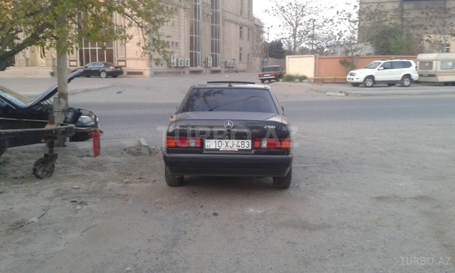 Mercedes 190 1990, 120,000 km - 2.0 l - Bakı