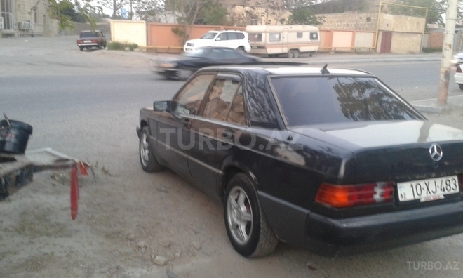 Mercedes 190 1990, 120,000 km - 2.0 l - Bakı