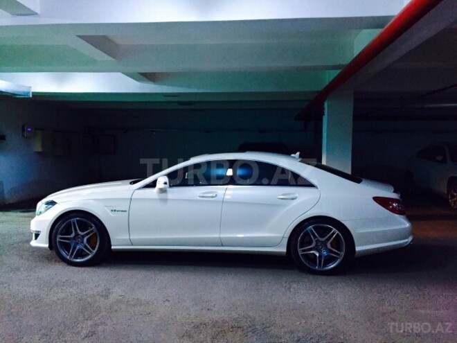 Mercedes CLS 63 AMG 2011, 32,000 km - 6.3 l - Bakı
