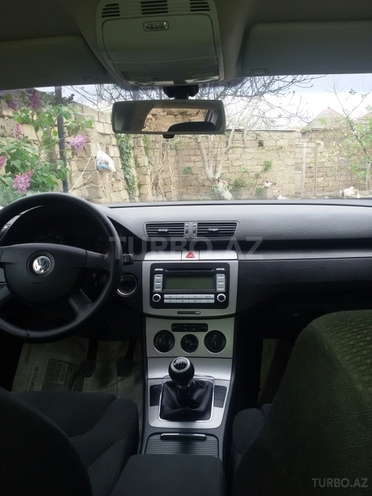 Volkswagen Passat 2006, 300,000 km - 2.0 l - Bakı
