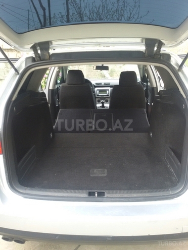 Volkswagen Passat 2006, 300,000 km - 2.0 l - Bakı