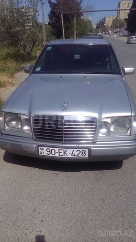 Mercedes E 200 1994, 445,000 km - 2.0 l - Bakı