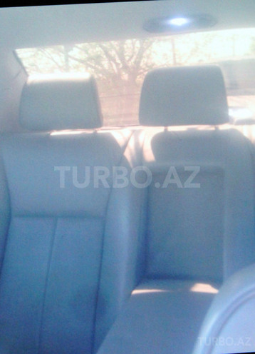 Mercedes E 240 2000, 145,000 km - 2.6 л - Bakı