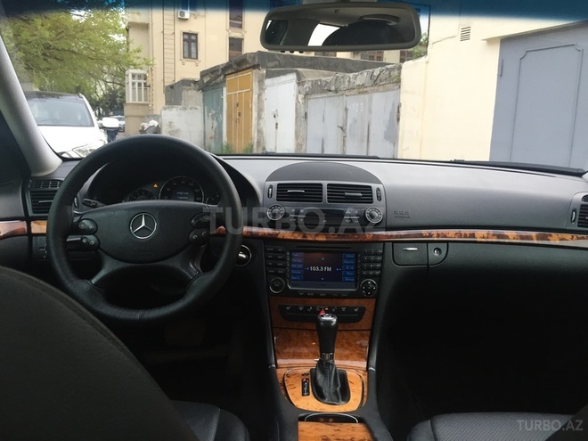 Mercedes E 350 2007, 139,000 km - 3.5 l - Bakı