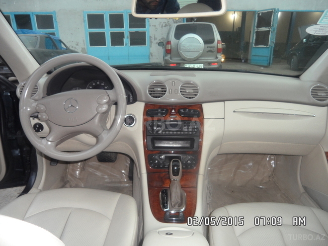 Mercedes CLK 320 2003, 102,680 km - 3.2 l - Bakı