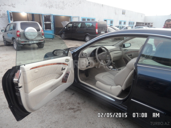 Mercedes CLK 320 2003, 102,680 km - 3.2 l - Bakı