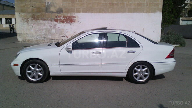 Mercedes C 240 2001, 232,398 km - 2.6 l - Bakı