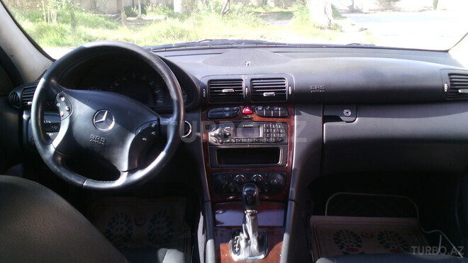 Mercedes C 240 2001, 232,398 km - 2.6 l - Bakı