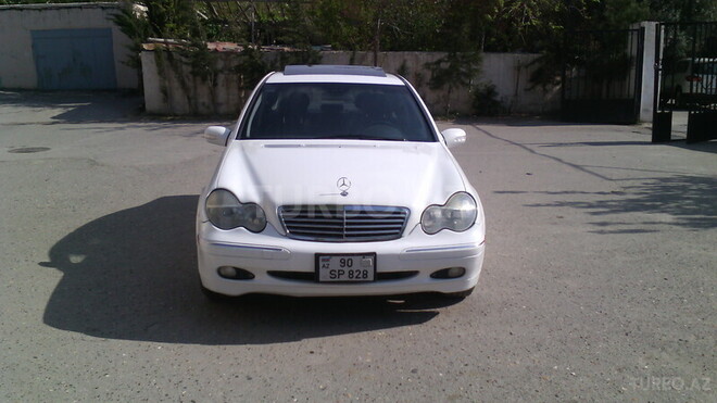 Mercedes C 240 2001, 232,398 km - 2.6 l - Bakı