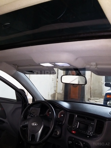 Kia Rio 2010, 32,800 km - 1.4 л - Bakı