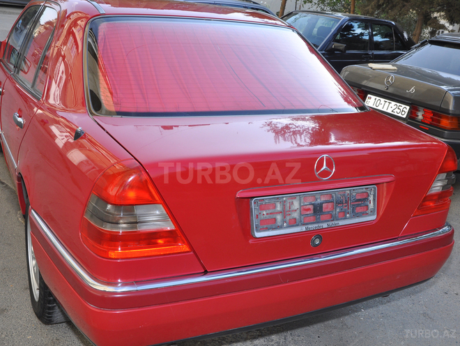 Mercedes C 180 1993, 240,000 km - 1.8 l - Bakı
