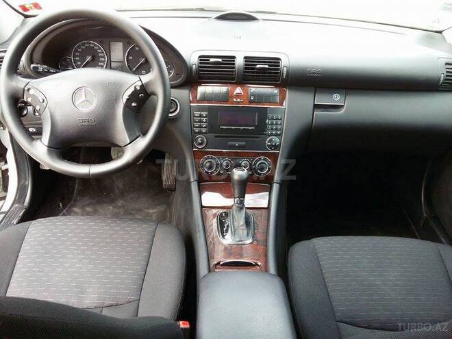 Mercedes E 220 2006, 165,000 km - 2.2 l - Bakı