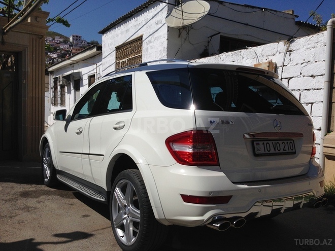 Mercedes ML 350 2011, 65,000 km - 3.5 l - Bakı