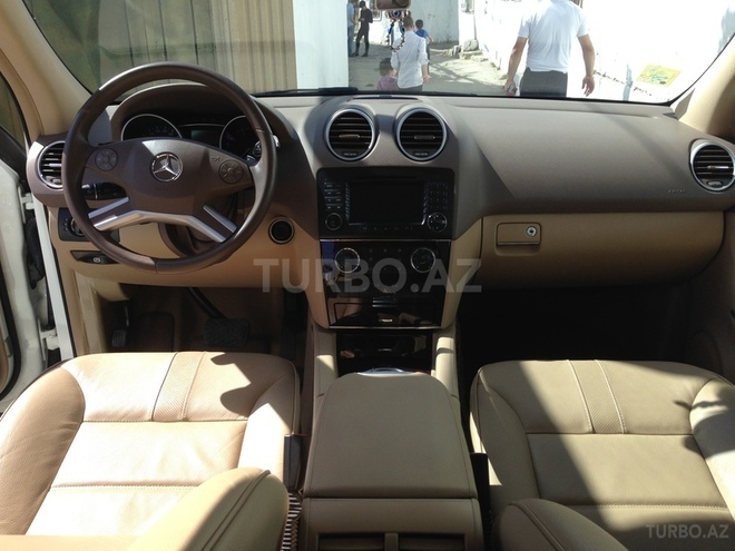 Mercedes ML 350 2011, 65,000 km - 3.5 l - Bakı