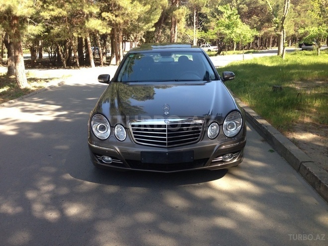 Mercedes E 220 2008, 134,300 km - 2.2 л - Bakı