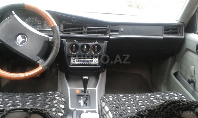 Mercedes 190 1991, 22,000 km - 2.0 l - Bakı