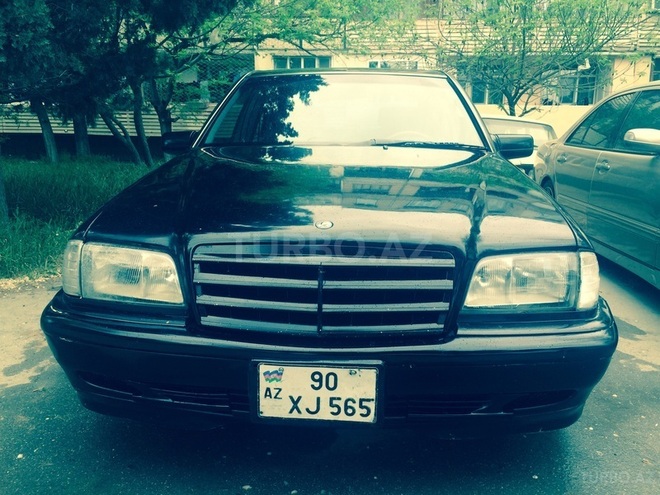 Mercedes C 230 1999, 199,000 km - 2.3 l - Bakı