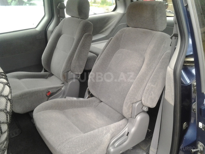 Kia Carnival 2002, 300,000 km - 0.3 l - Bakı