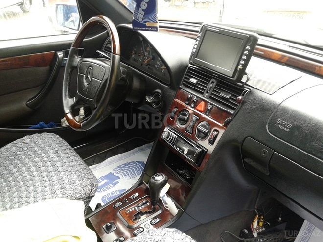 Mercedes C 220 1998, 233,000 km - 2.2 л - Bakı