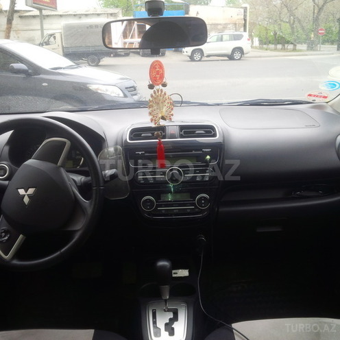 Mitsubishi Attrage 2014, 35,000 km - 1.2 l - Bakı