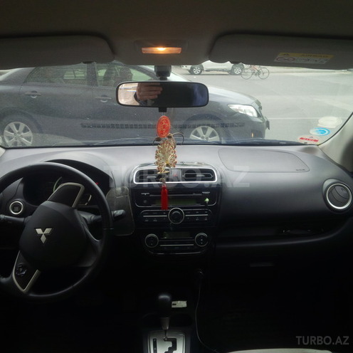 Mitsubishi Attrage 2014, 35,000 km - 1.2 l - Bakı