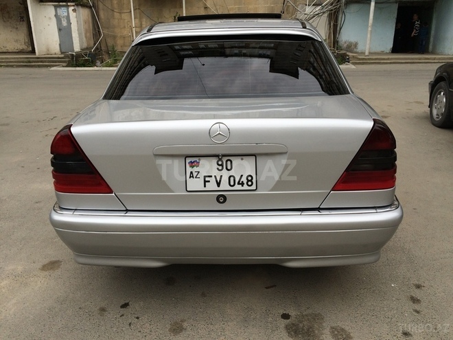 Mercedes C 200 1997, 250,000 km - 2.0 l - Bakı