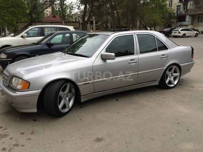 Mercedes C 200 1997, 250,000 km - 2.0 l - Bakı