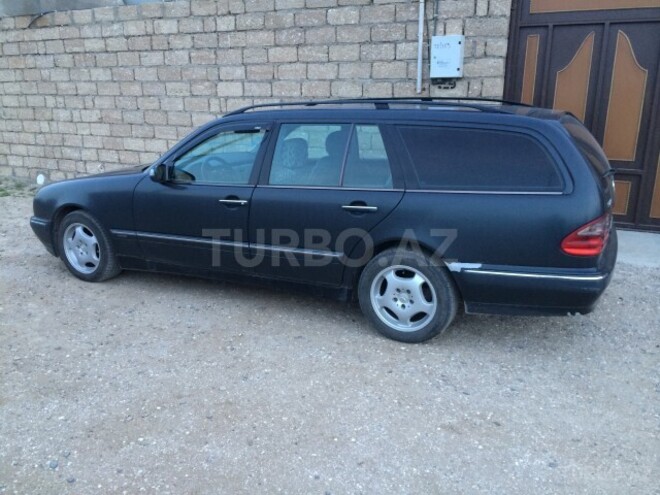 Mercedes E 220 1999, 318,573 km - 2.2 л - Bakı