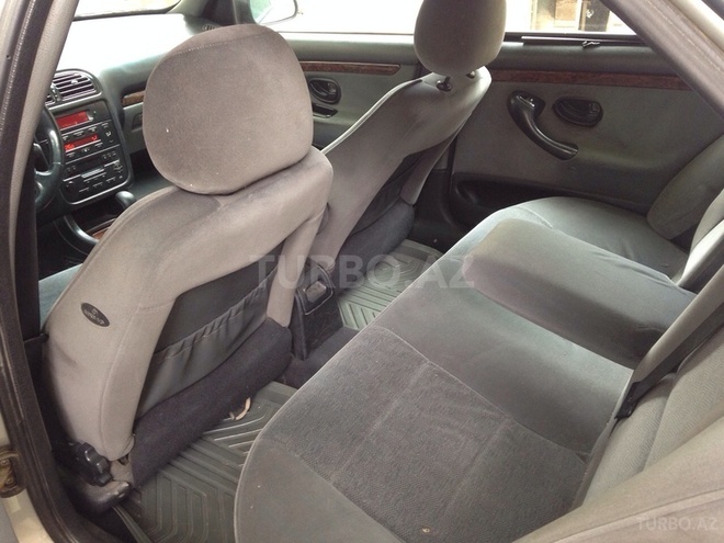 Peugeot 406 2001, 250,000 km - 2.0 l - Bakı