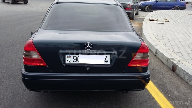 Mercedes C 220 1996, 284,000 km - 2.2 l - Bakı