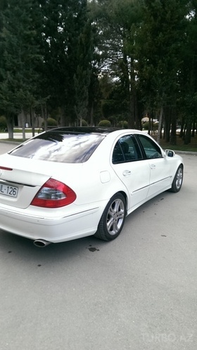 Mercedes E 230 2008, 13,000 km - 2.5 l - Bakı